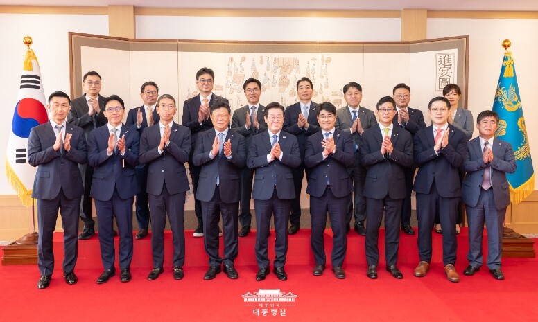 이재명 대통령, 증권사 리서치센터장들...