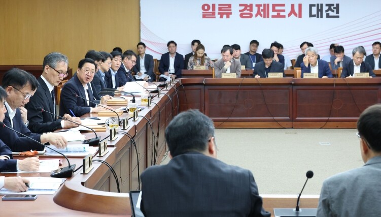 “기억과 공간이 공존하는 도시, 철거...