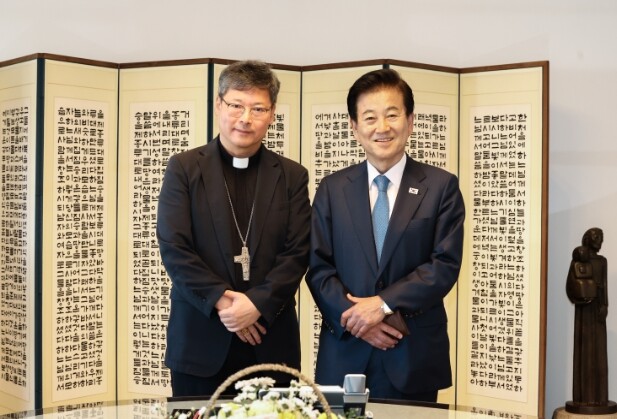 정동영 통일부 장관과 서울대교구장 정...