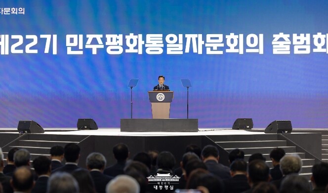 이재명 대통령 "남북 간 적...