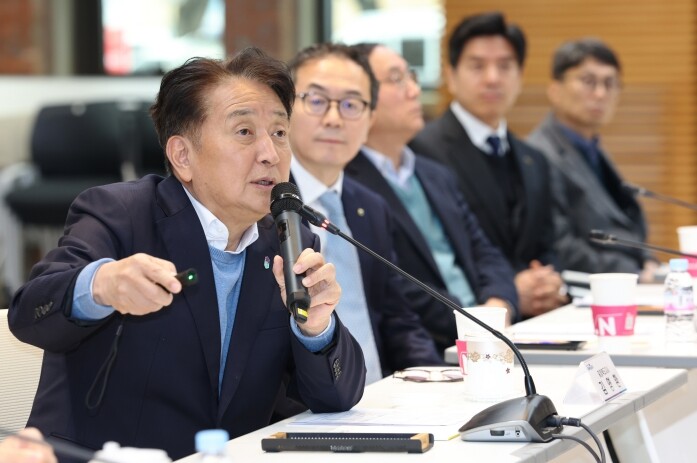 충북경제, 연말 점검으로 성장 동력 ...