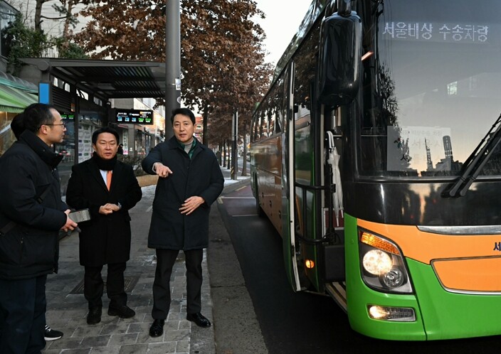 서울시 오세훈 시장, 14일 아침 시...