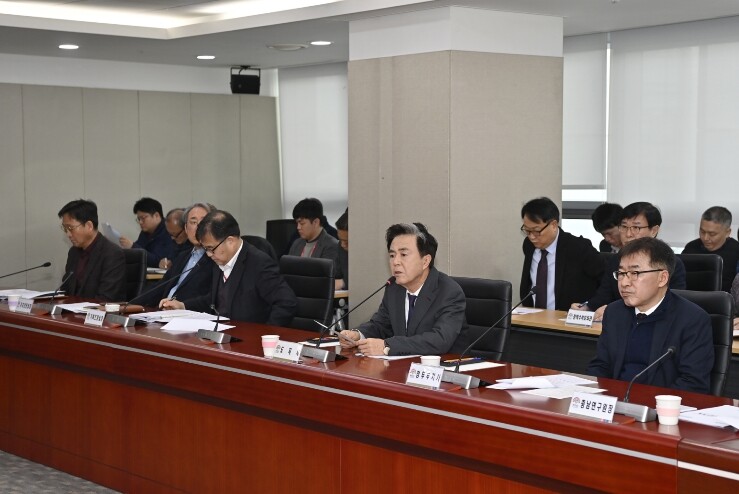 김태흠 충남도지사, 정부 인센티브안 ...