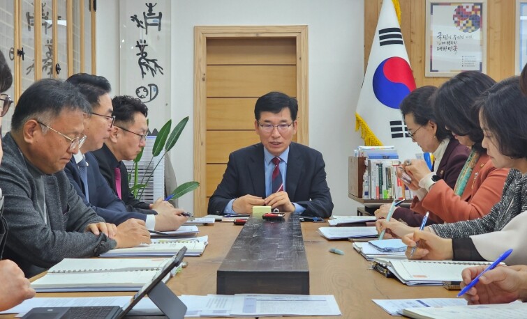 윤건영 교육감, ‘불법촬영 사건’ 도...