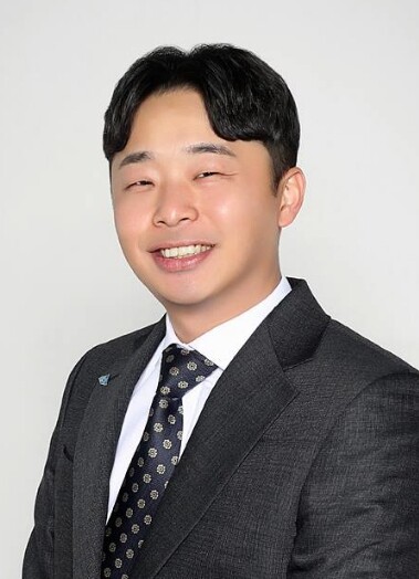 충주시의회 복지환경위원장에 이두원 의...