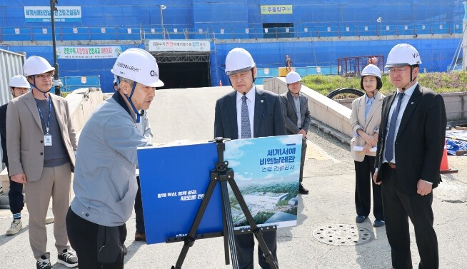 "짓는 것보다 쓰는 것이 중...