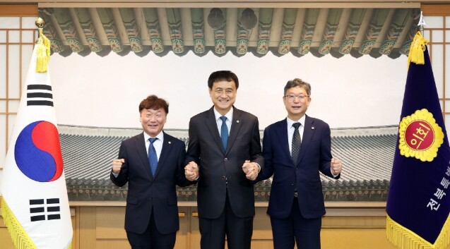 전국 아우르는 남종섭 의장, 지방의회...