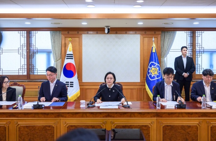 한성숙 국무총리, 글로벌 AI 허브 ...